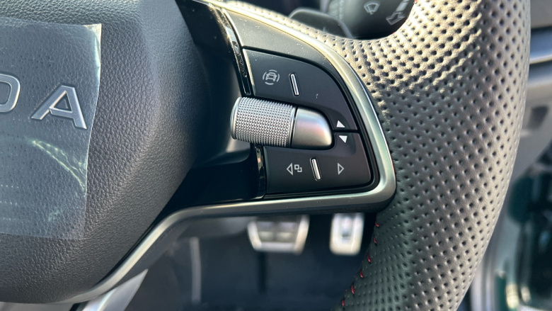 Skoda Octavia 2.0 TSI vRS 5dr DSG Petrol Hatchback